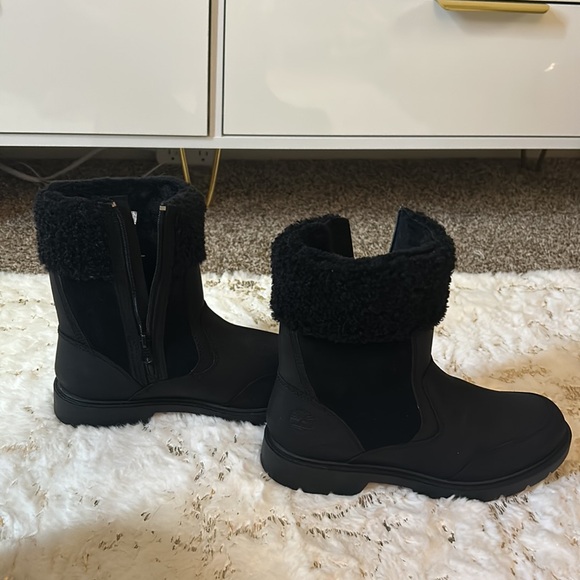 *BRAND NEW* Timberland Waterproof Sherpa Boots - Picture 3 of 5